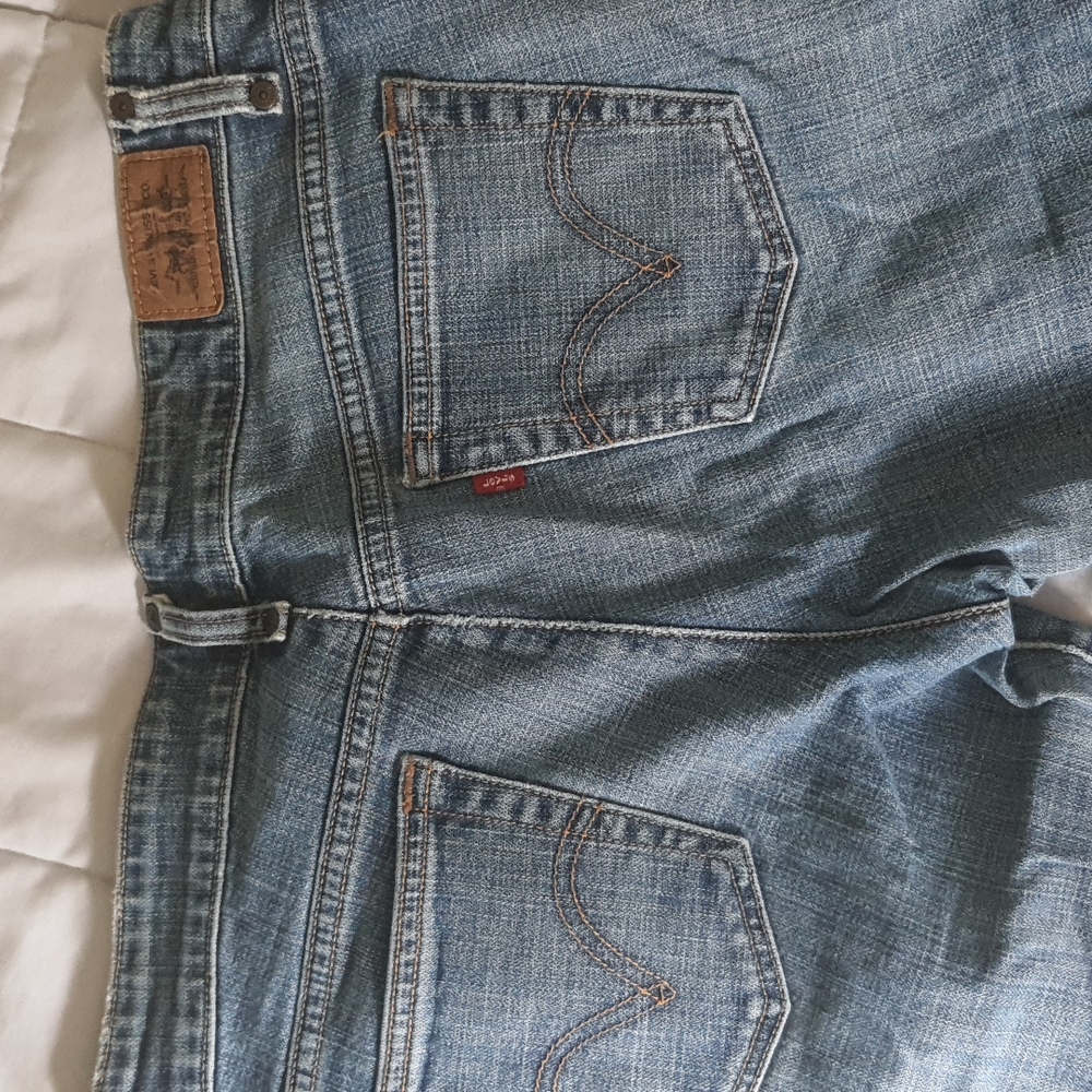 Jeans - Picture 2 of 3